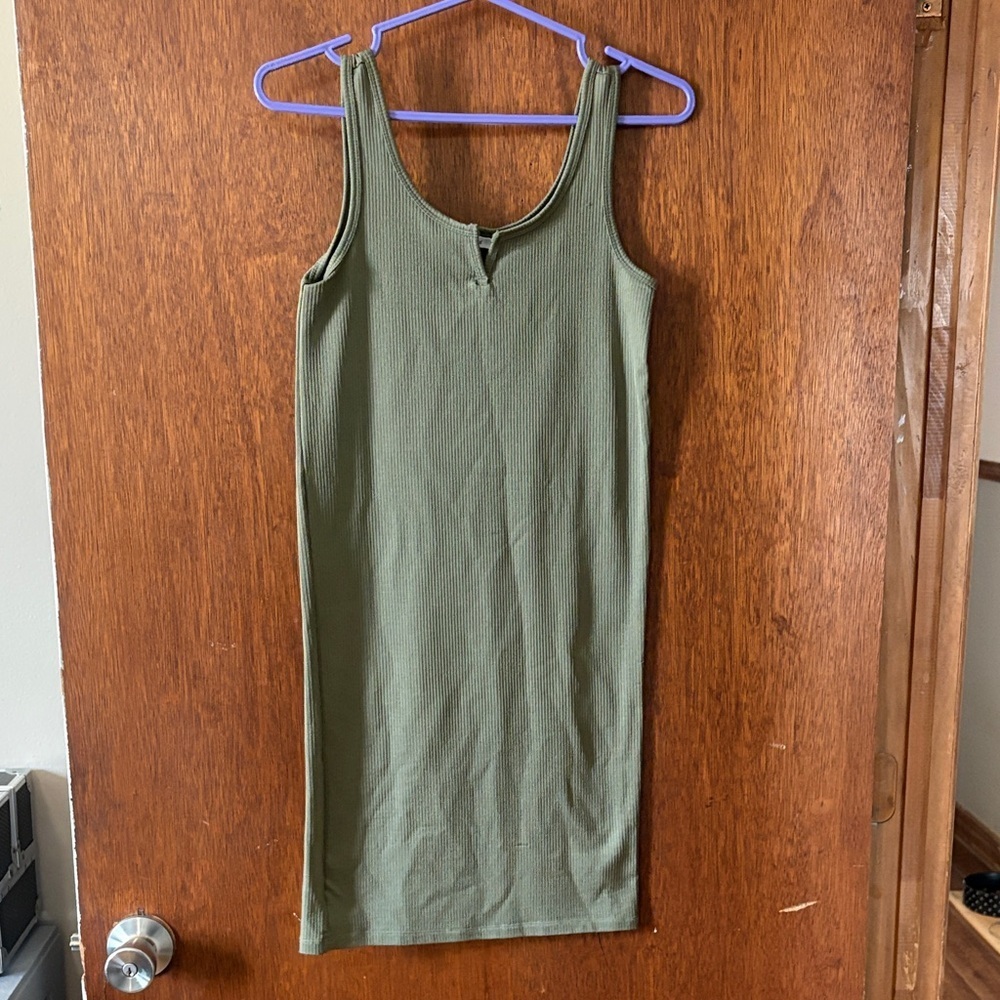 Defrost - Sleek Olive Green Women's Tank Dress